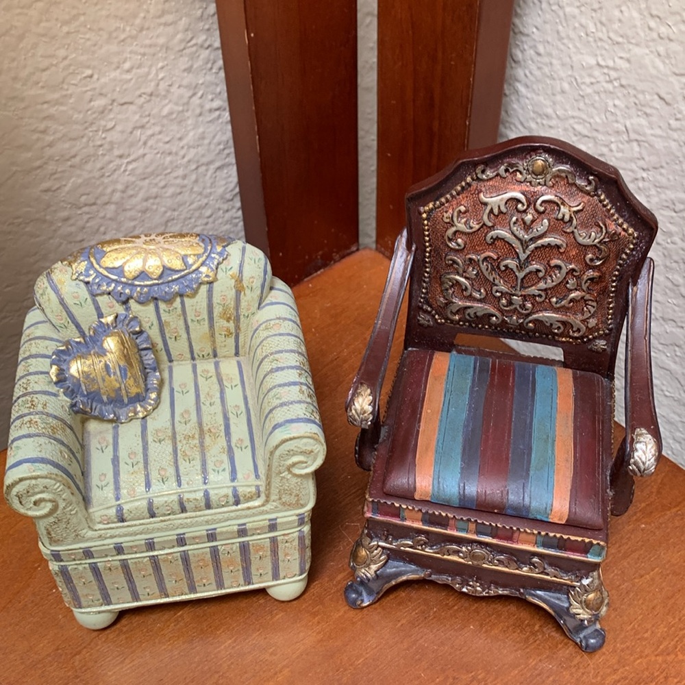 🔹Charming decorative Trinket Box Armchair with Floral Pattern.. - Picture 2 of 9